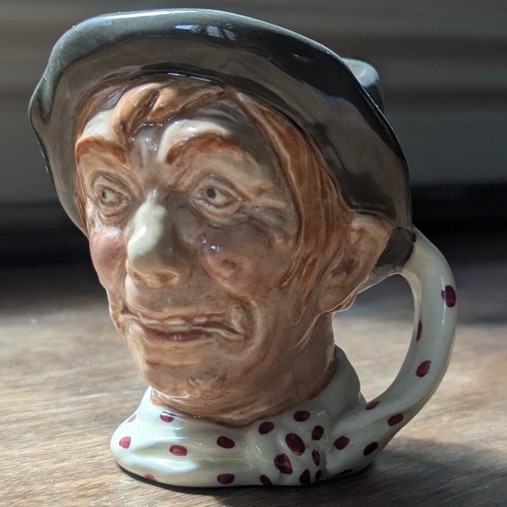 Royal Doulton small vintage porcelain  Toby Character Jug "JARGE" #6295